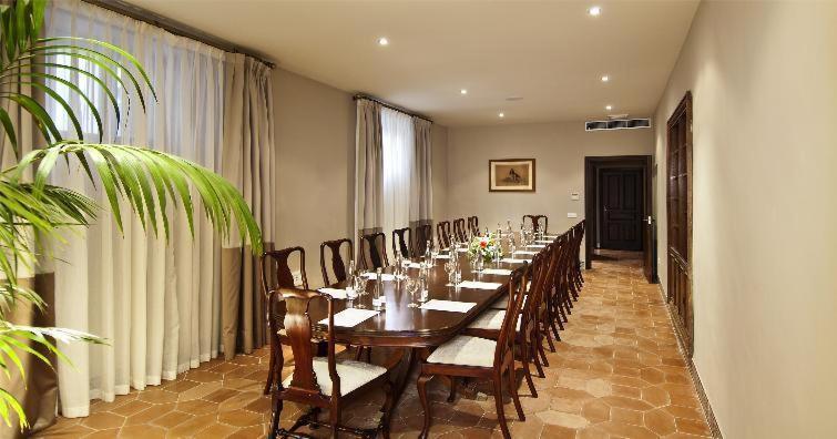 La Almoraima Hotel 카스테야르데라폰테라 외부 사진